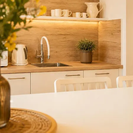 1 Bedroom Awesome In Appartement Vir